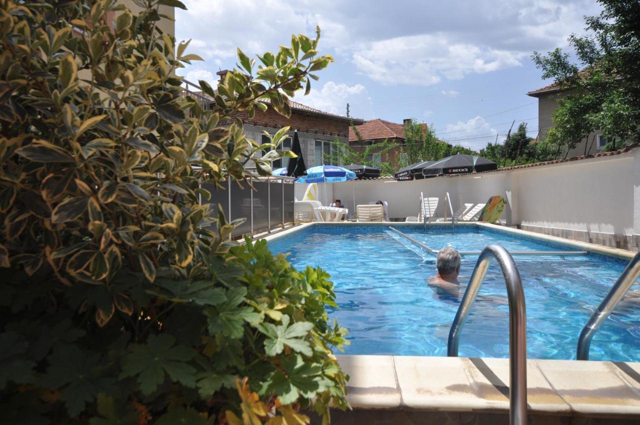 Family Hotel Dalia Velingrad Ngoại thất bức ảnh