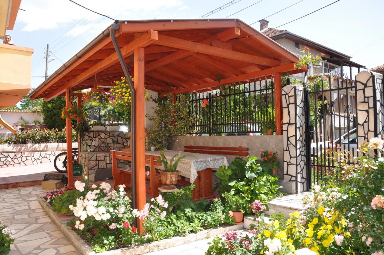 Family Hotel Dalia Velingrad Ngoại thất bức ảnh