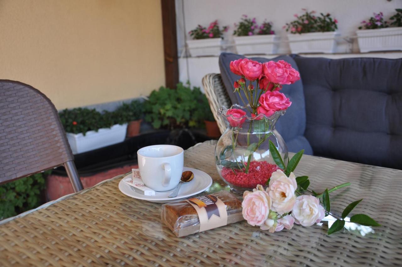 Family Hotel Dalia Velingrad Ngoại thất bức ảnh