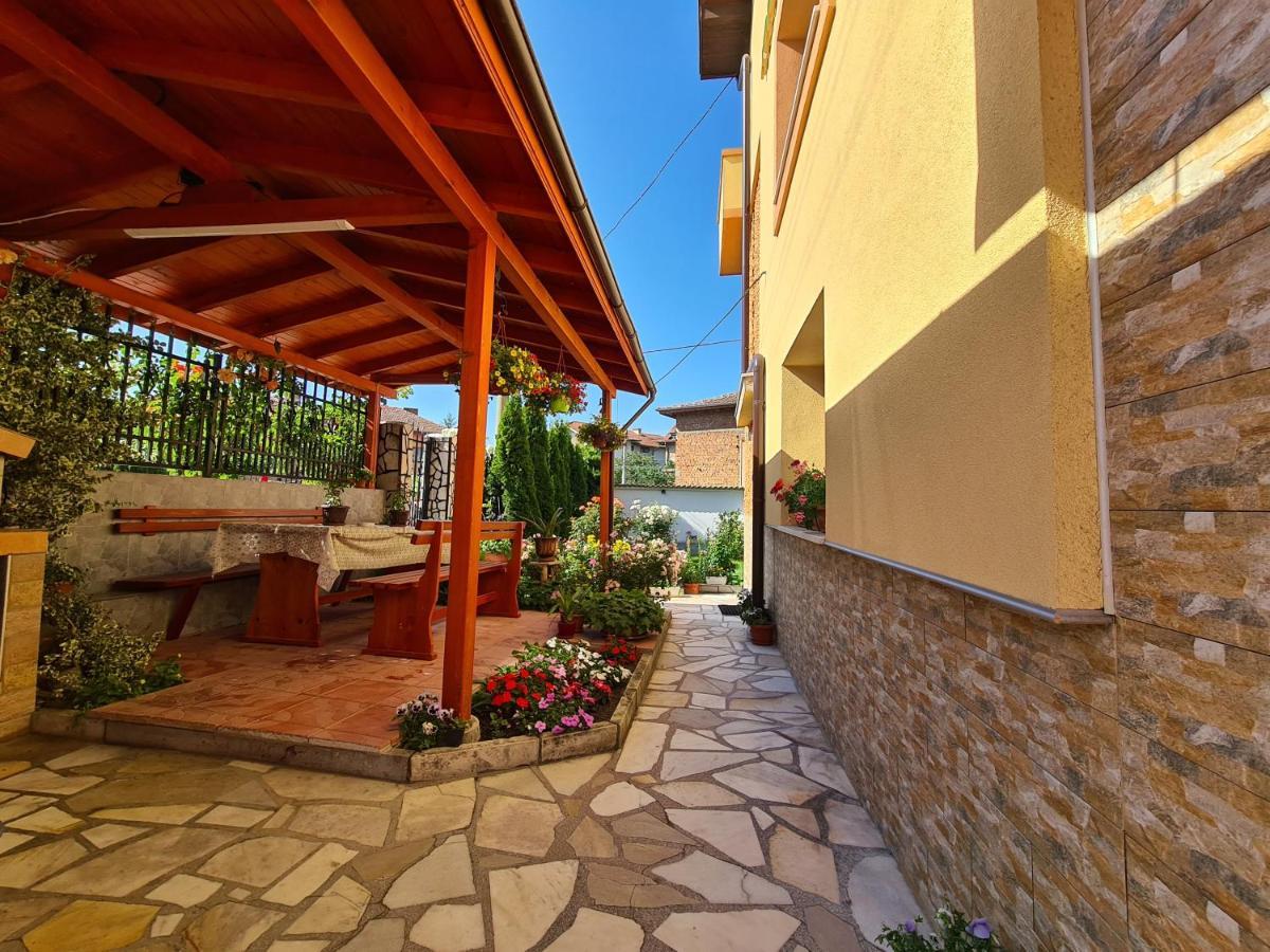 Family Hotel Dalia Velingrad Ngoại thất bức ảnh