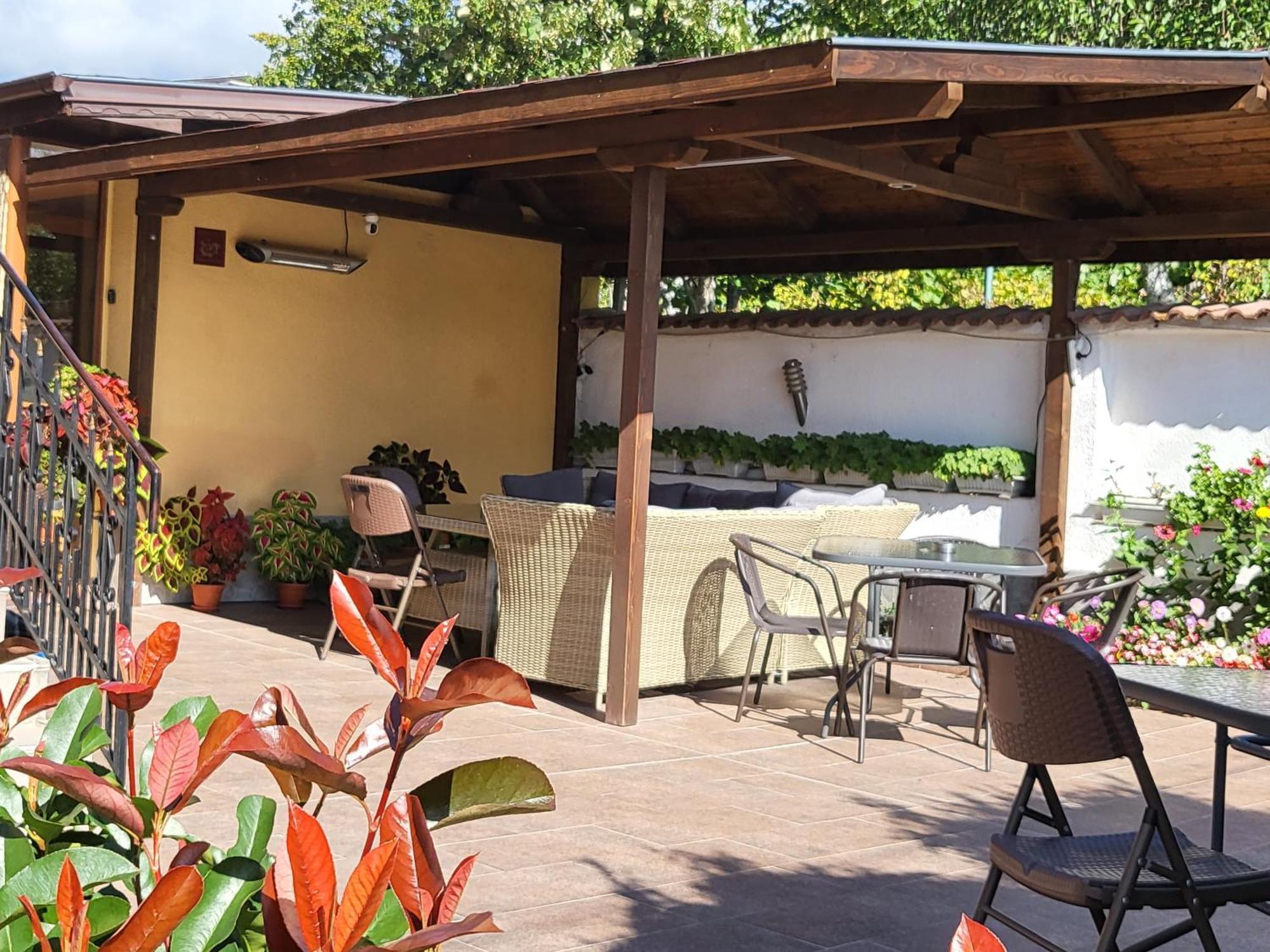 Family Hotel Dalia Velingrad Ngoại thất bức ảnh