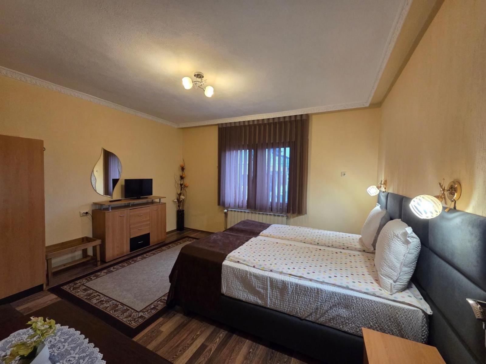 Family Hotel Dalia Velingrad Ngoại thất bức ảnh