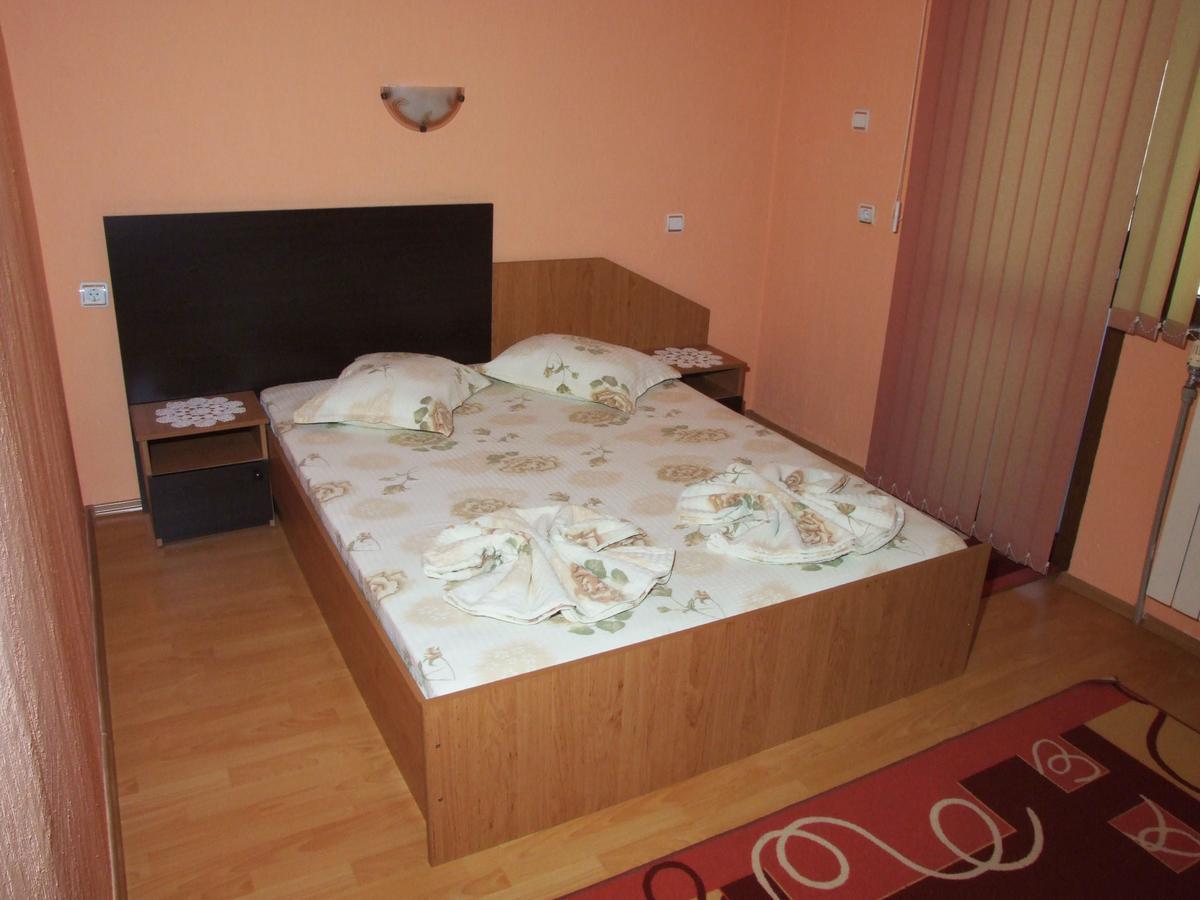 Family Hotel Dalia Velingrad Ngoại thất bức ảnh